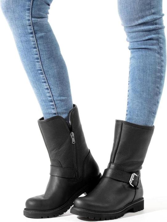 Actual product image Panama Jack boots (39)