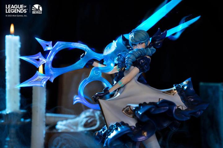 Actual product image Infinity Studios League of Legends "The Hallowed Seamstress - Gwen" 1/6 Statue
