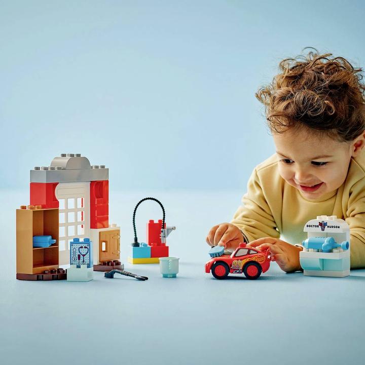 Image du produit LEGO 10456 ® DUPLO® McQueens Besuch in Docs Werkstatt (10456)