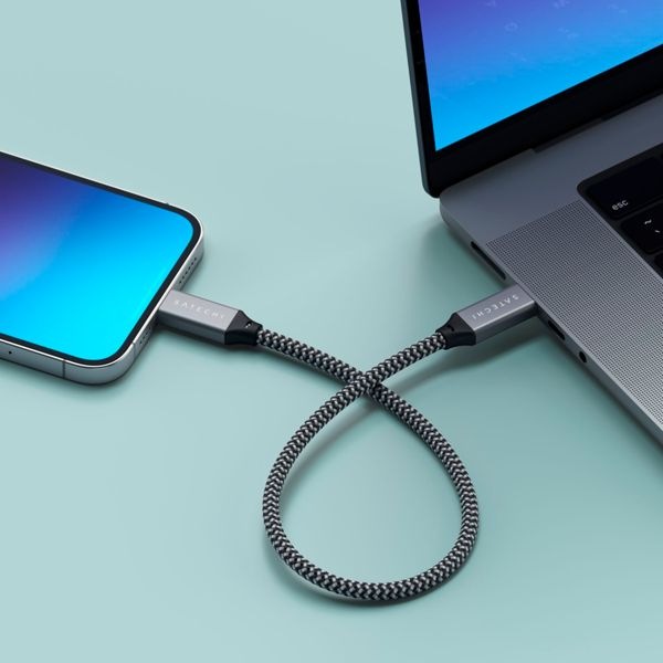 Actual product image Satechi USB C — USB C (0.25 m, USB 4.0)