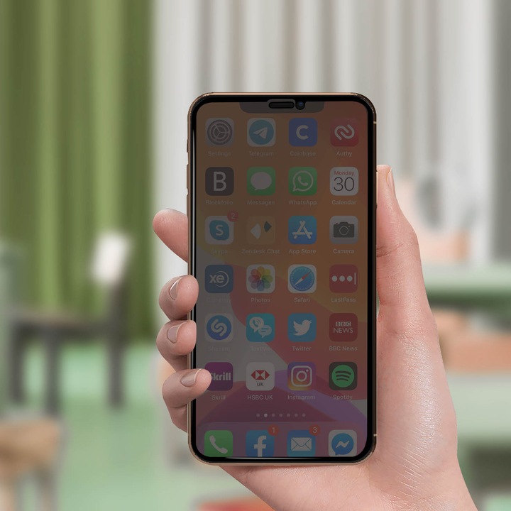 Produktbild Avizar Privacy Bilschirmschutz aus Glas (1 Stück, Apple iPhone 11 Pro)