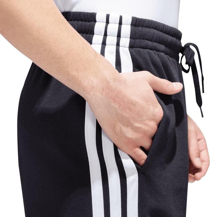 Produktbild Adidas Essentials Shorts (L)
