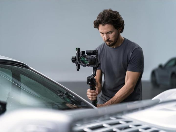 Productafbeelding DJI RS 5 Combo (Camera met verwisselbare lens, Reflexcamera met één lens, 3 kg)