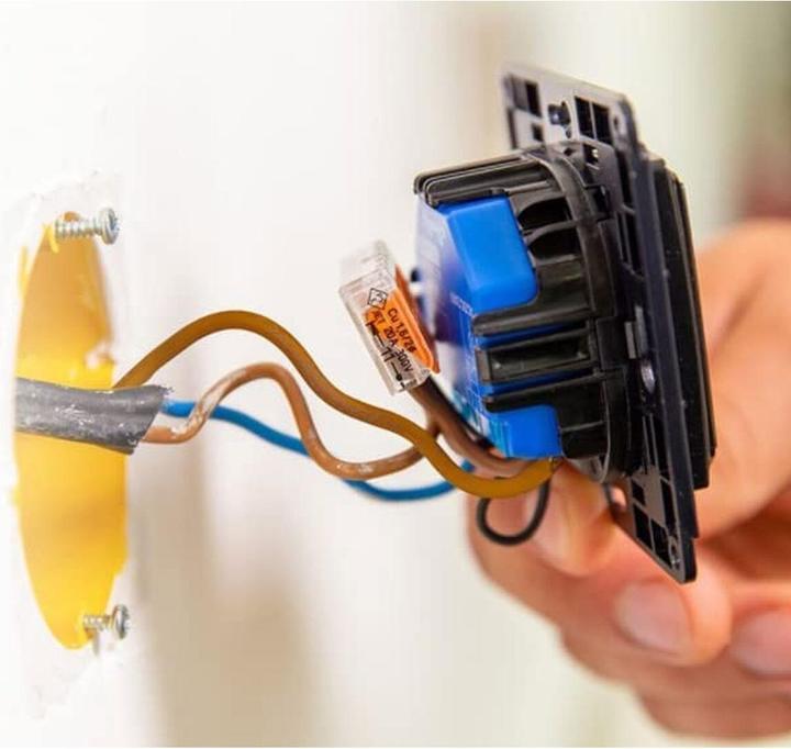 Actual product image Shelly Wall switch 4 - black