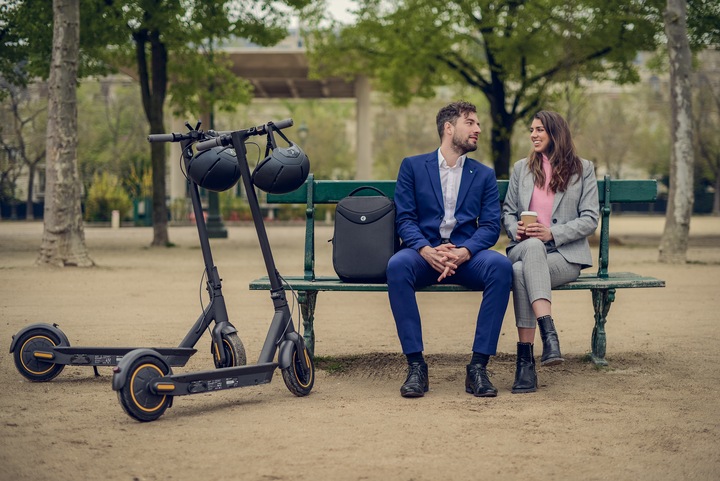 Produktbild Segway-Ninebot KickScooter MAX G30 (25 km/h, 65 km, 350 W)