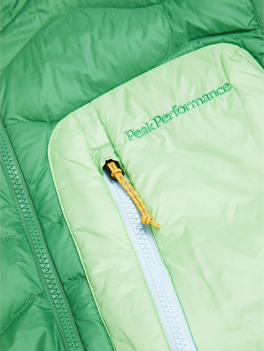Actual product image Peak Performance Helium Utility Down (S)
