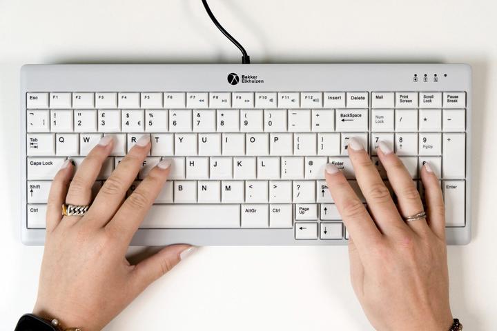 Actual product image Bakker Elkhuizen BNEU960V2DE BAKKER Ultraboard 960 V2 Keyboard DE with cable QWERTZ (DE, Cable)