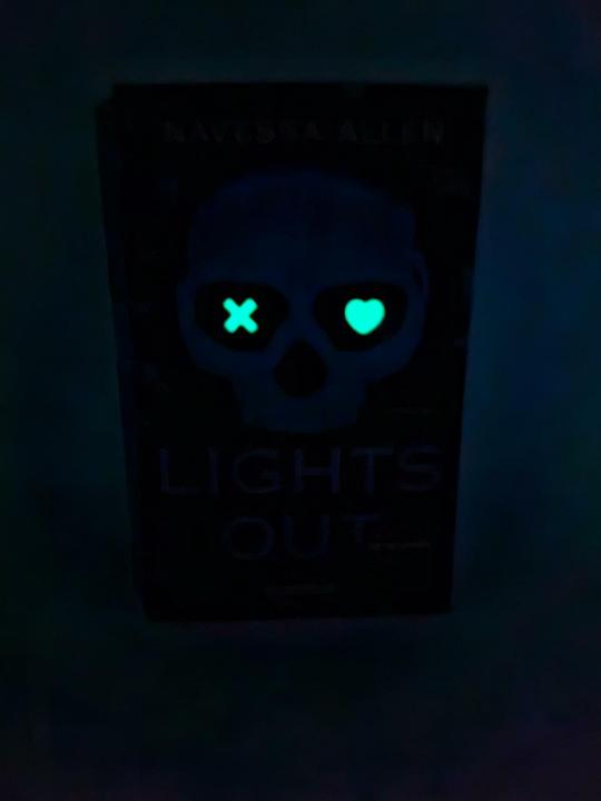 Produktbild Piper Lights Out (Deutsch, Vanessa Lamatsch, Navessa Allen, 2025)