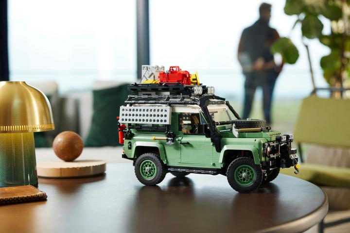 Image du produit LEGO Icons Klassischer Land Rover Defender 90 10317 (10317, LEGO Icons, LEGO difficiles à trouver)