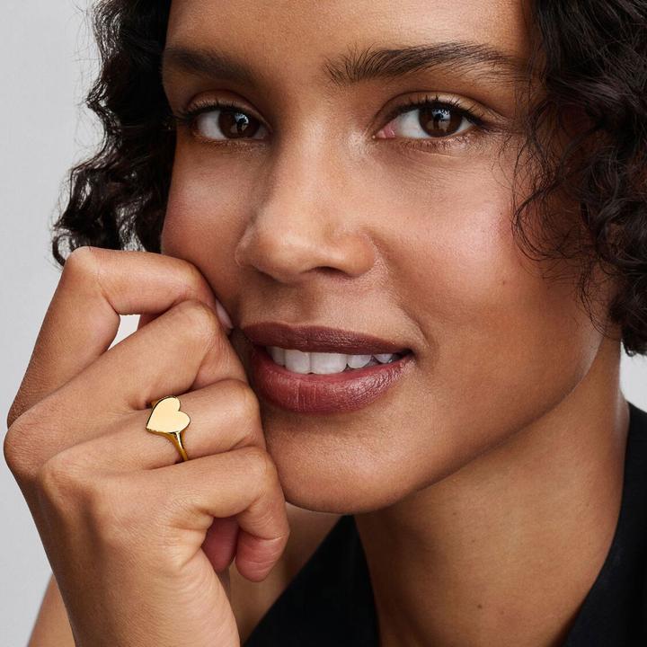 Produktbild Pandora Gravierbares Herz Ring (48)