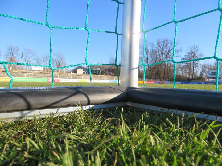 Produktbild Sport-Thieme Mini-Fussballtor mit PlayersProtect