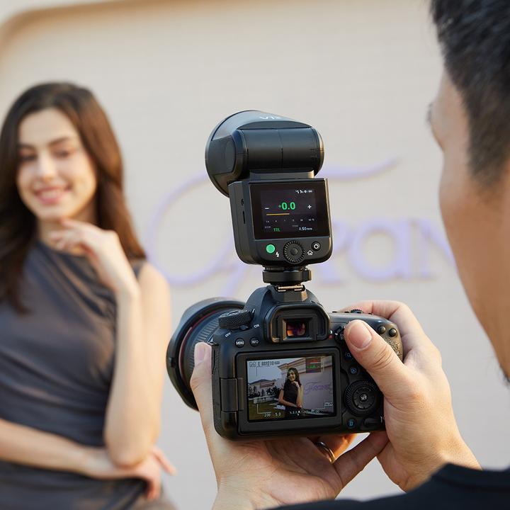 Produktbild Godox V1mid N - Round head flash with battery for Nikon (Aufsteckblitz, Nikon)