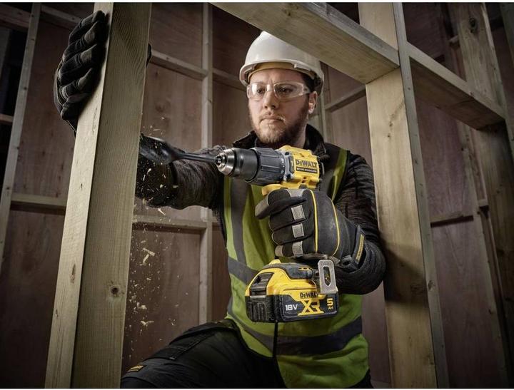 Productafbeelding DeWalt DCD799P2T-QW 2-Gang-Akku-Schlagbohrschrauber inkl. 2. Akku, inkl. Ladeg