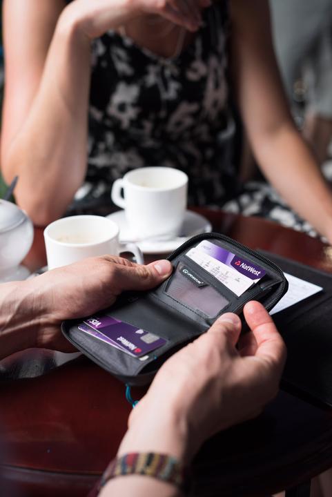 Produktbild Lifeventure RFID Bi-Fold Wallet, Recycled, Grey