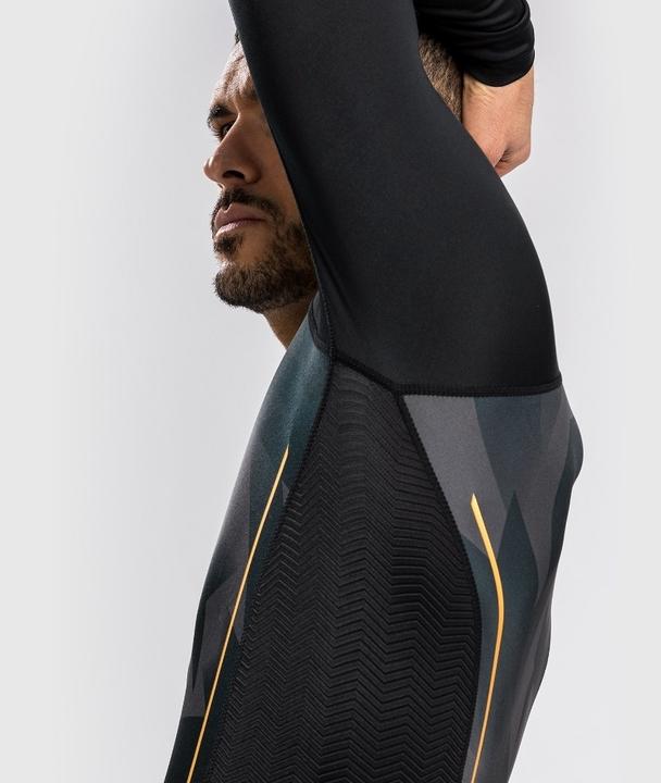 Produktbild Venum Razor Rashguard Long Sleeves - Black/Gold - XL (XL)