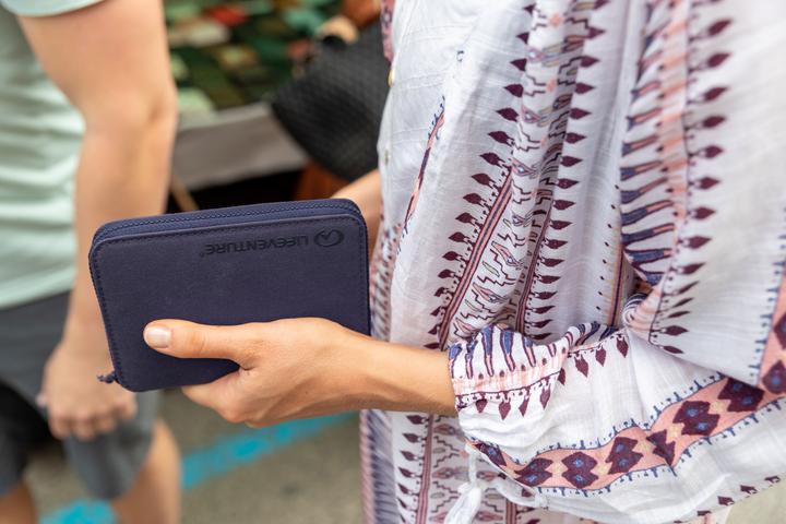 Produktbild Lifeventure RFID Mini Travel Wallet, Recycled, Navy Blue