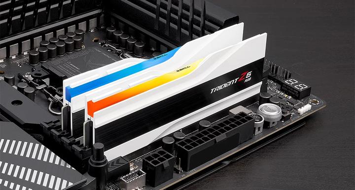 Produktbild G.Skill Trident Z5 RGB (2 x 24GB, 7200 MHz, DDR5-RAM, DIMM)
