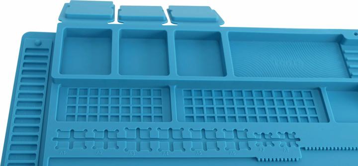 Produktbild Daytools Silikon-Lötmatte S-160C, 45x30 cm, blau