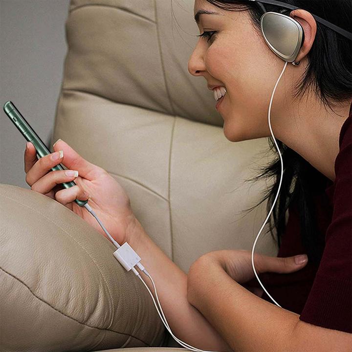 Actual product image Avizar HL-099 Lightning Audio Charging Adapter (Lightning, Lightning)