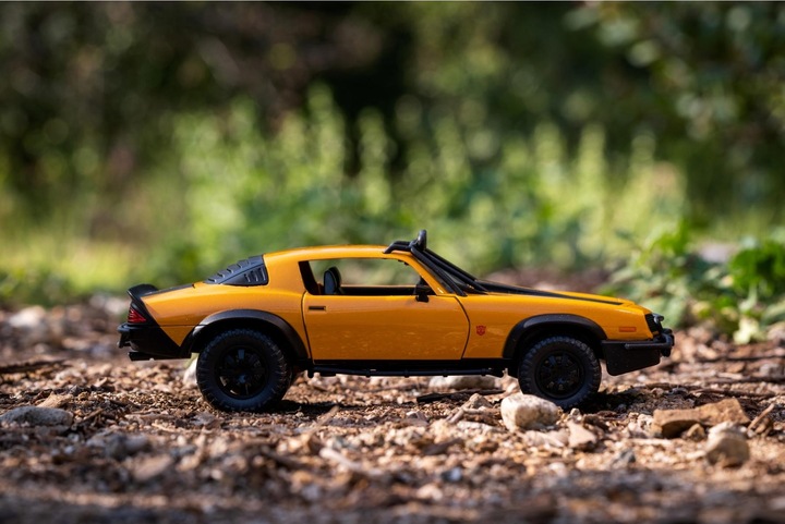 Produktbild Jada Transformers Bumblebee (T7) 1:24
