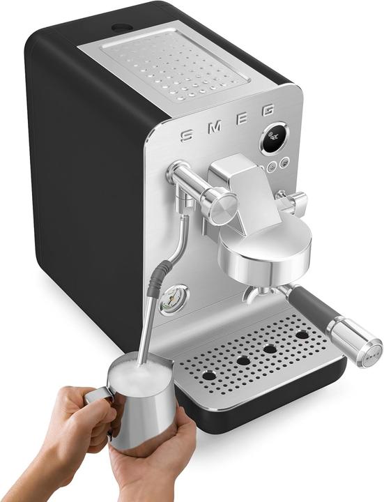 Actual product image Smeg EMC02BLMEU
