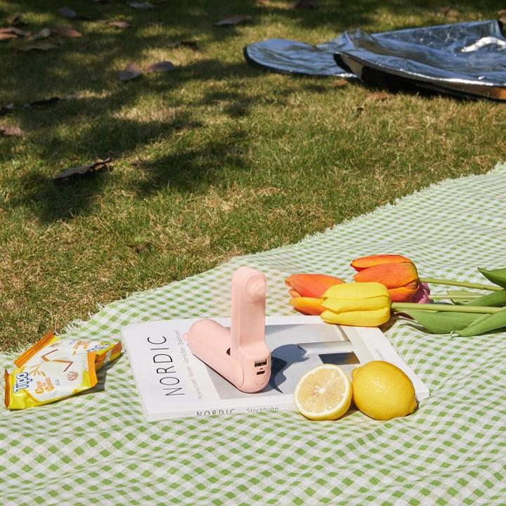 Image du produit Jisulife Handheld Fan Life8 Portable USB Fan with Power Bank Function 2000mAh and Flashlight - Pink