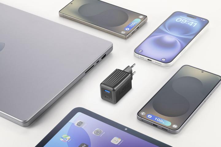 Produktbild Cellularline Reiselader 45W Multipower 1 x USB C und 1 x USB A ACHUSBGAN2PD45WK (45 W, 1 Port)