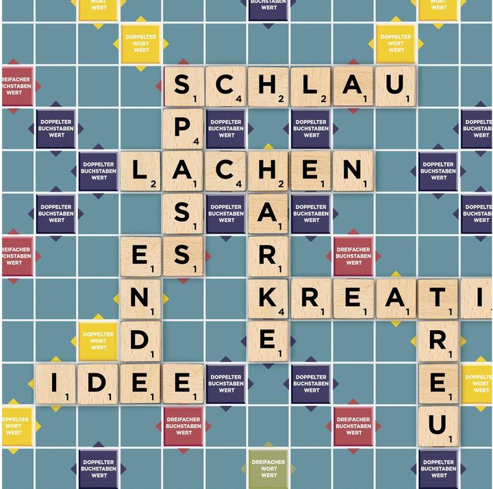 Actual product image Mattel Scrabble Core Wood (D) (German, 2 - 4 Players)
