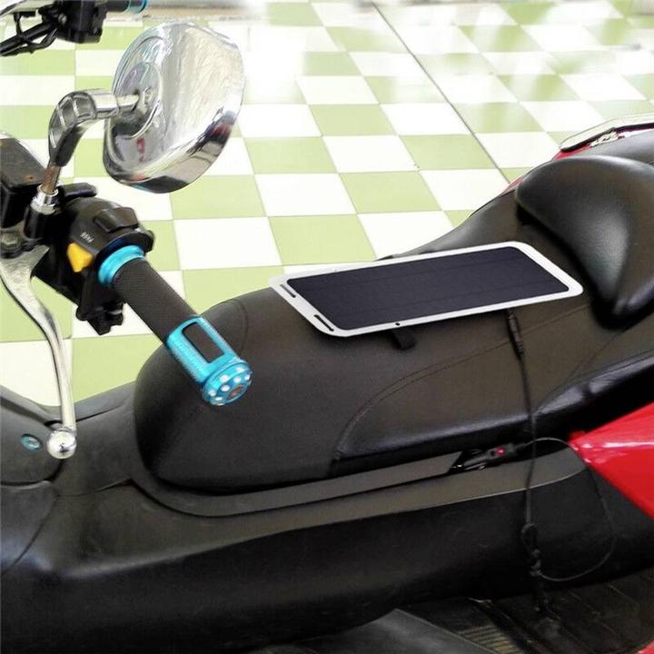 Actual product image IWH Solar panel with USB