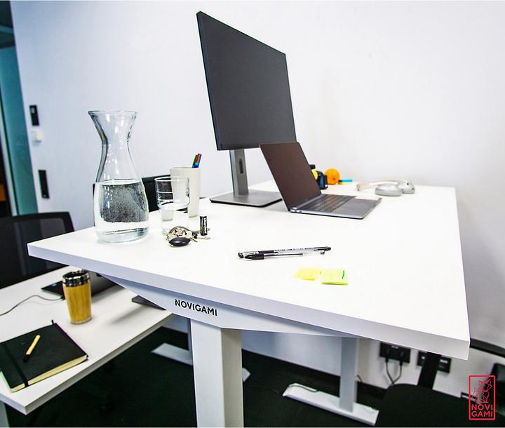 Produktbild Novigami Schreibtisch elektrisch höhenverstellbar Ototo | Stehpult | BxT 1200 x 800 mm | Mintgrün |