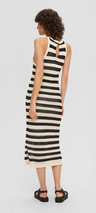 Actual product image s.Oliver Kleid Langes Strickkleid mit Musterstruktur (46)