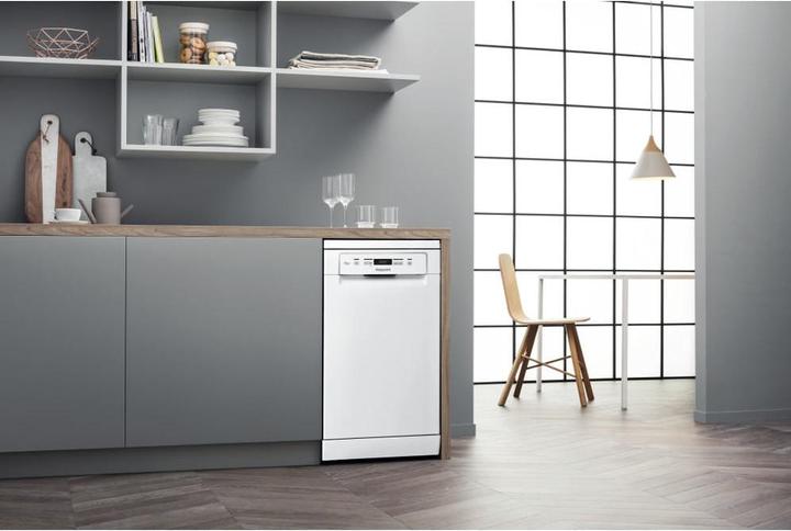 Actual product image Hotpoint HSFC 3T127 C Dishwasher Free installation 10 place settings E