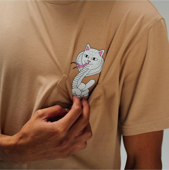Produktbild RipnDip Cobra Nerm Pocket T-Shirt (L)