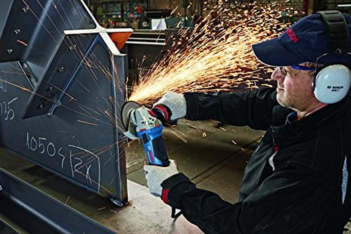 Produktbild Bosch Professional Winkelschleifer GWS 19-125 CIE (125 mm)