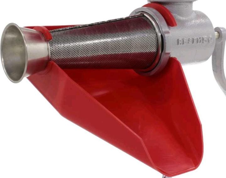 Actual product image Reber N N5 Manual tomato press Plastic funnel and drip channel