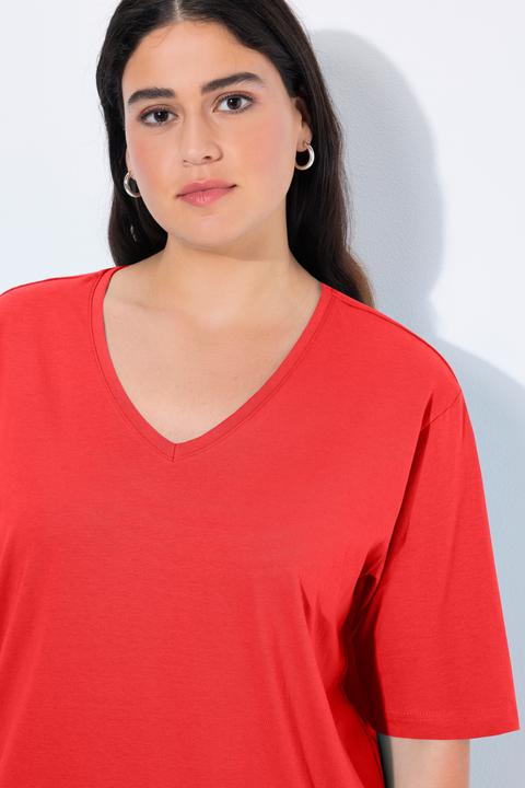 Actual product image Ulla Popken Basic V-Neck Relaxed Fit Short Sleeve Tee (68)
