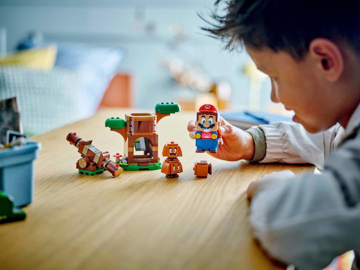 Actual product image LEGO Gumba playground (71433, LEGO Super Mario)