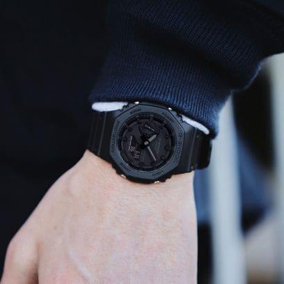 Produktbild G-Shock GA-2100-1A1ER (Chronograph, 45 mm)