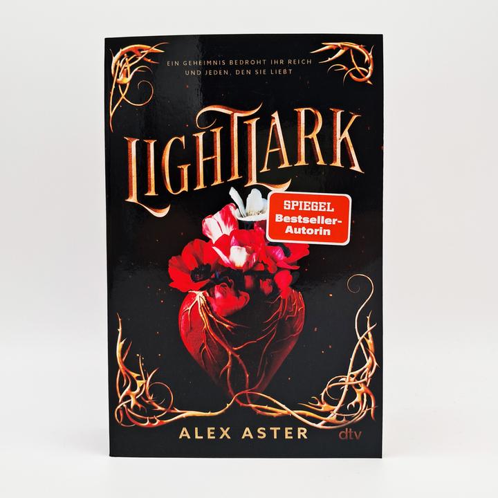 Produktbild Lightlark (Deutsch, Alex Aster, 2025)