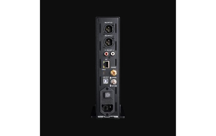 Actual product image Hifiman EF499 (gain switch)