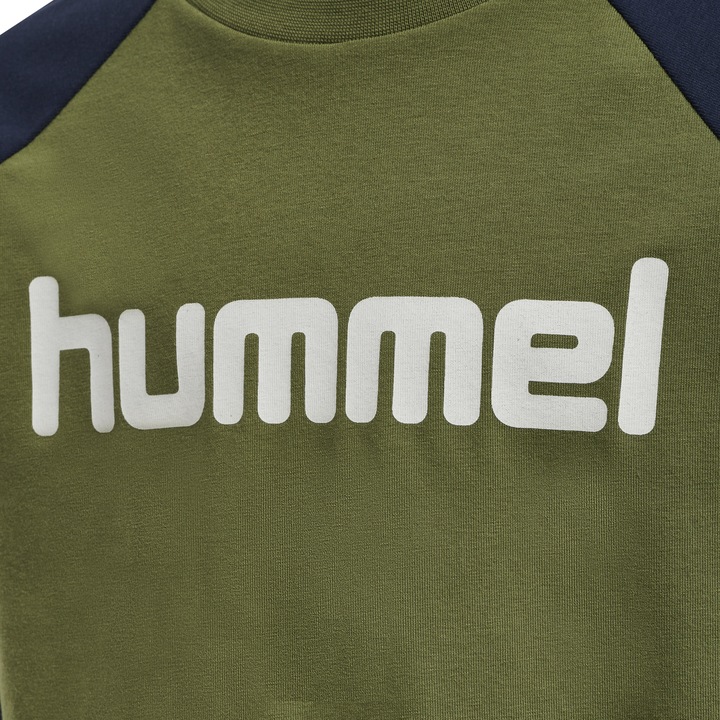 Actual product image hummel Boys T-Shirt L/S (104)