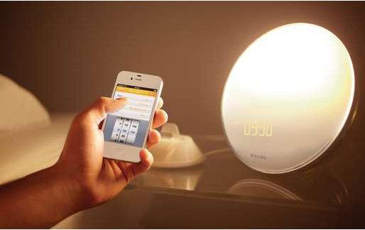 Actual product image Philips Wake-up Light HF3550 with iPhone docking station