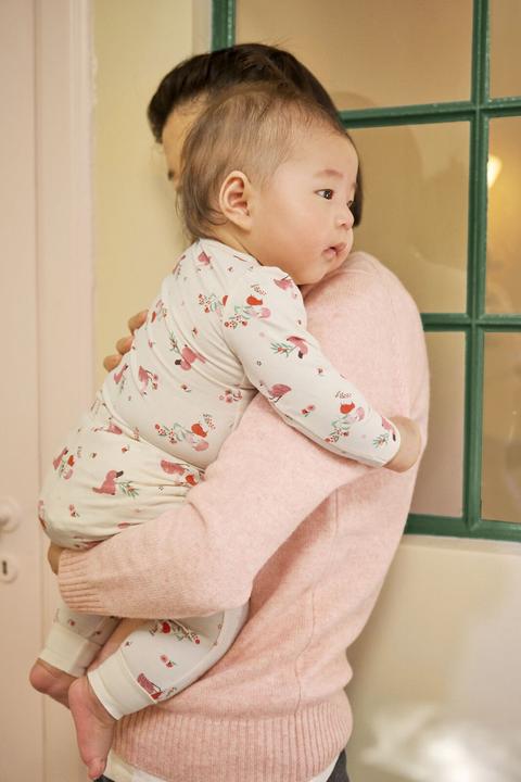 Produktbild CeLaVi Bambus Strampler langarm Powder (80)