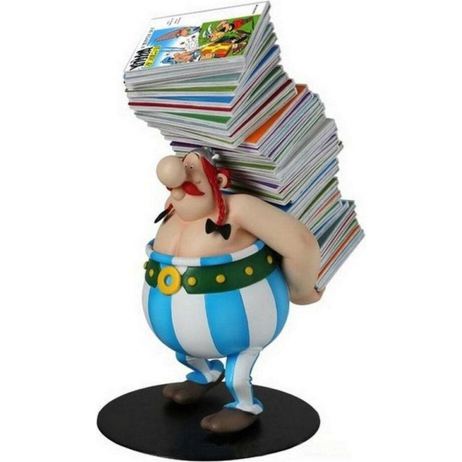 Plastoy Obelix trägt Bücherstapel