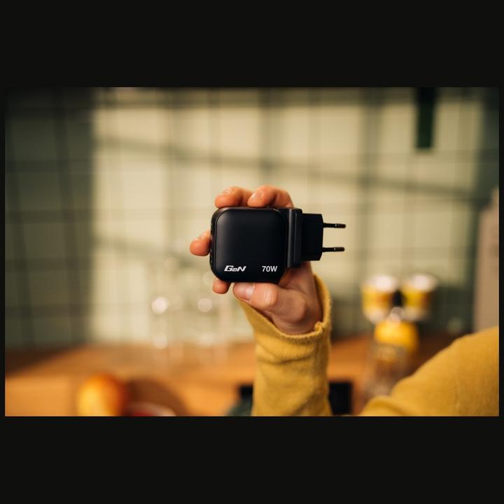 Image du produit Verbatim Mini GaN 3 Port Charger (70 W)