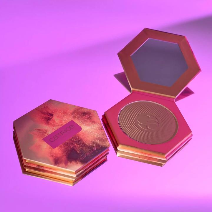 Actual product image Catrice Bronzer Maxi Bronzing Powder 020 Medium Bronze (020 Medium bronze, Bronzer, 17.80 g)
