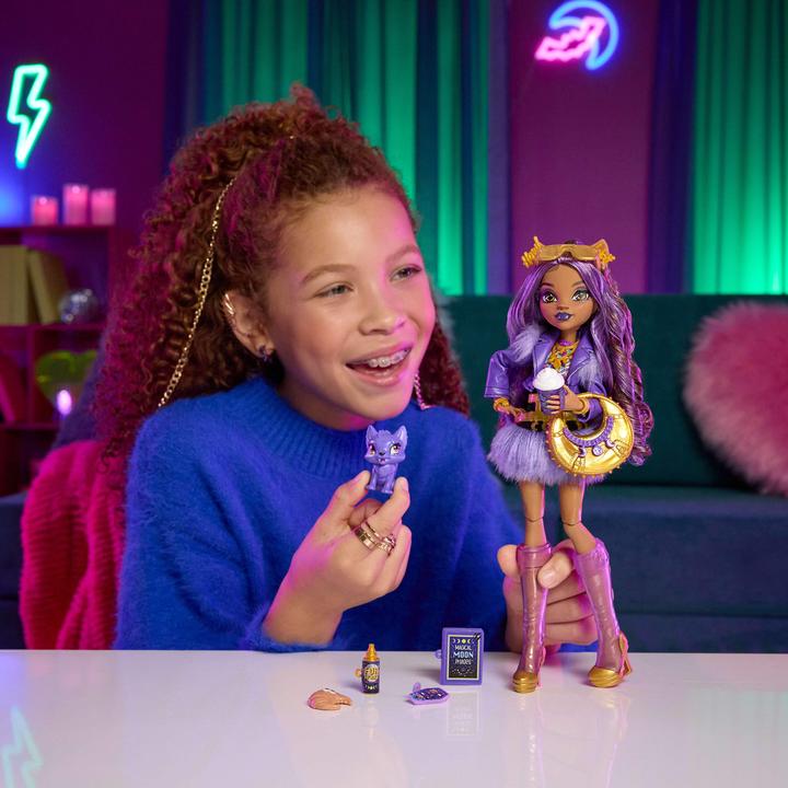 Actual product image Monster High Clawdeen