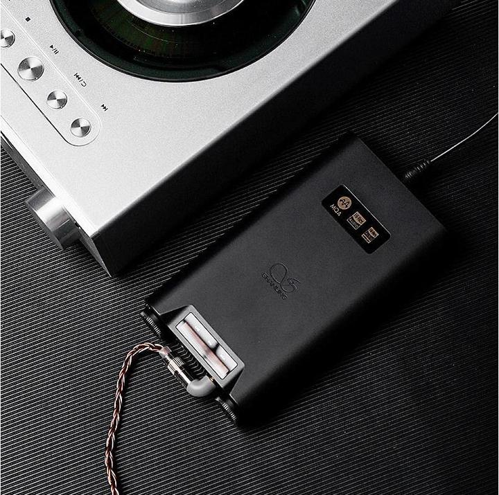 Actual product image Shanling H7 (Audio player, USB-DAC, gain switch, Bluetooth)