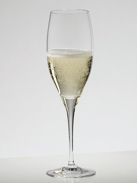 Actual product image Riedel Champagne Glass Vinum (23 cl, 2 Glasses, Champagne glasses)