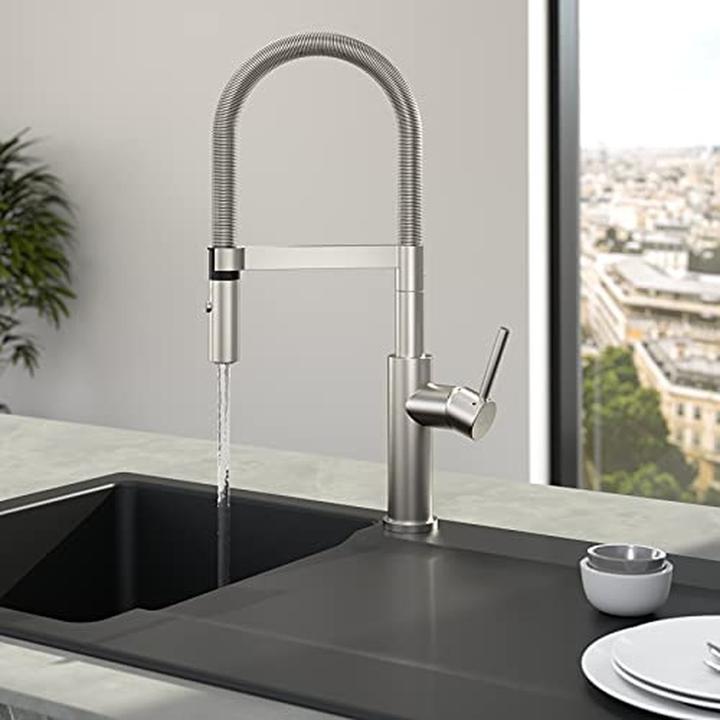 Actual product image Villeroy & Boch V&B EH sink mixer st EXPERT 2.0 integr. hose b. pull-out stainless steel